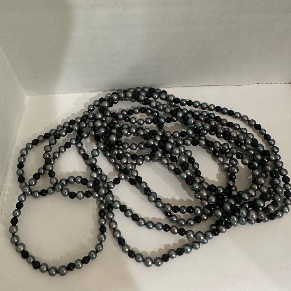Pearl and garnet flapper length 100” necklace